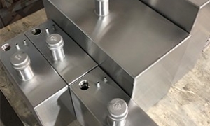 不鏽鋼件加工廠如何進行電解（jiě）拋光